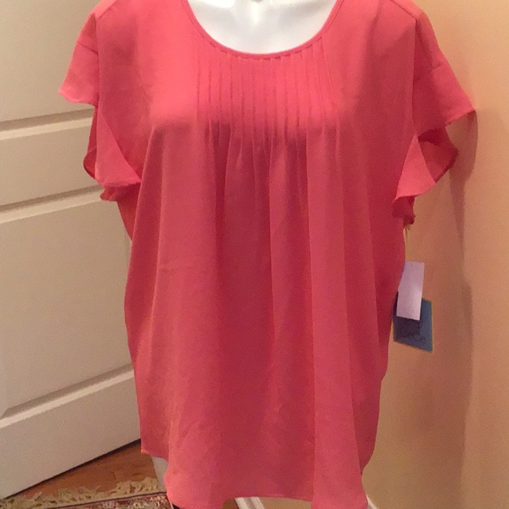 Short ruffled sleeves blouse